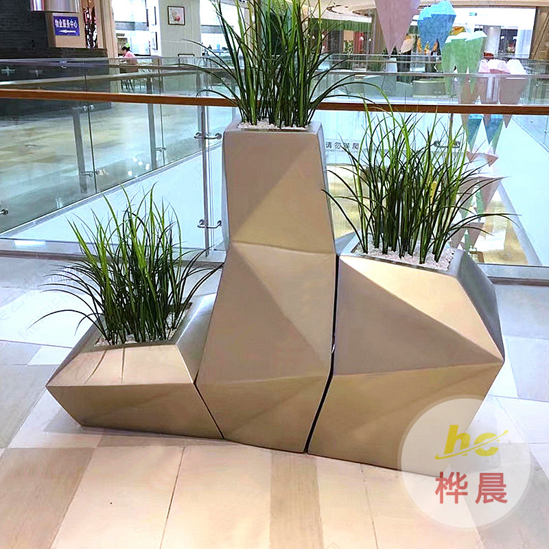 深圳玻璃钢花瓶款式新颖绿化高档大厦写字楼