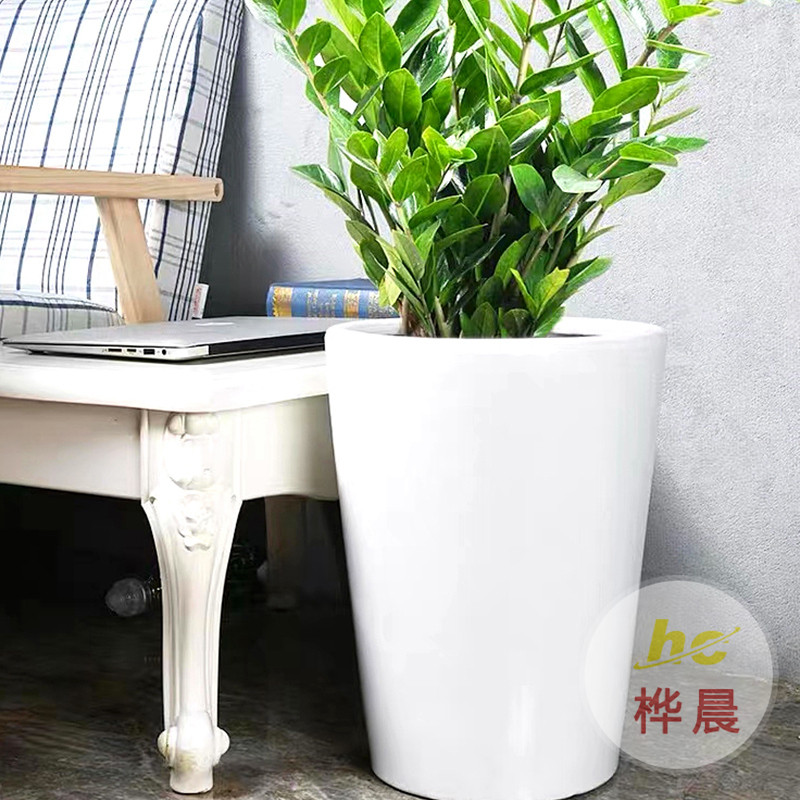 玻璃钢生产厂家浅析玻璃钢花盆的颜色该如何选择